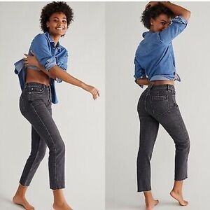 We the Free | CRVY Vintage Straight Jeans | Black | Size 35